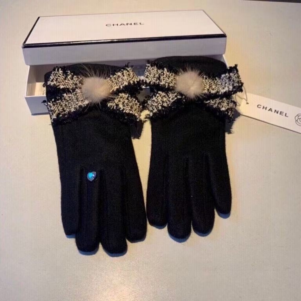 Chanel Tweed Trim Black Wool Gloves